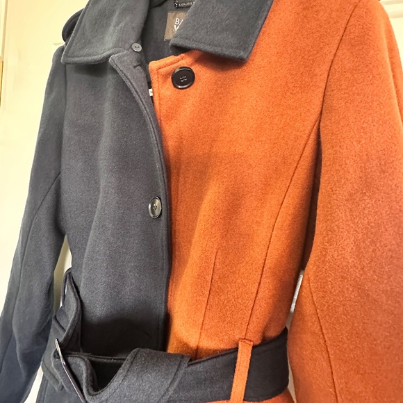Brand new! Badgley Mischka Terry color blocking Cognac/Navy long coat. Size-M. - Picture 6 of 16